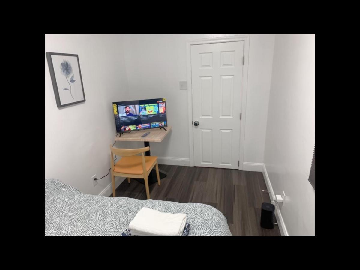 Stylist Bedroom Central Of Baltimore Exterior photo
